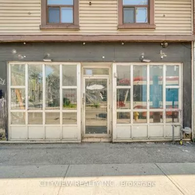 345, Dundas, Moss Park, Toronto