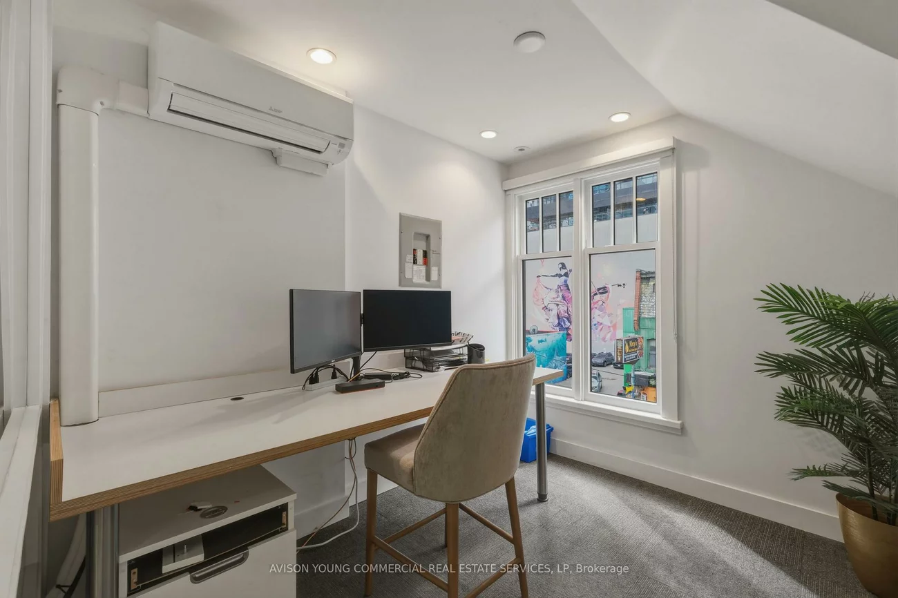 127, John, Waterfront Communities C1, Toronto