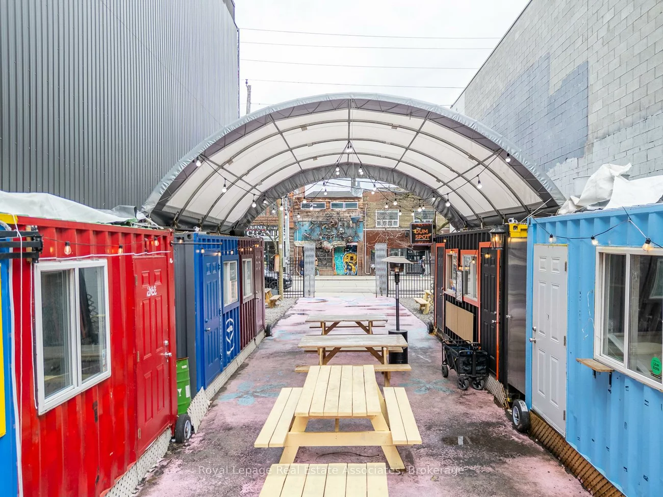 617, Queen, Waterfront Communities C1, Toronto