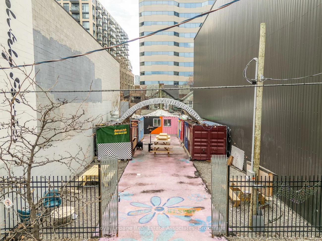 617, Queen, Waterfront Communities C1, Toronto