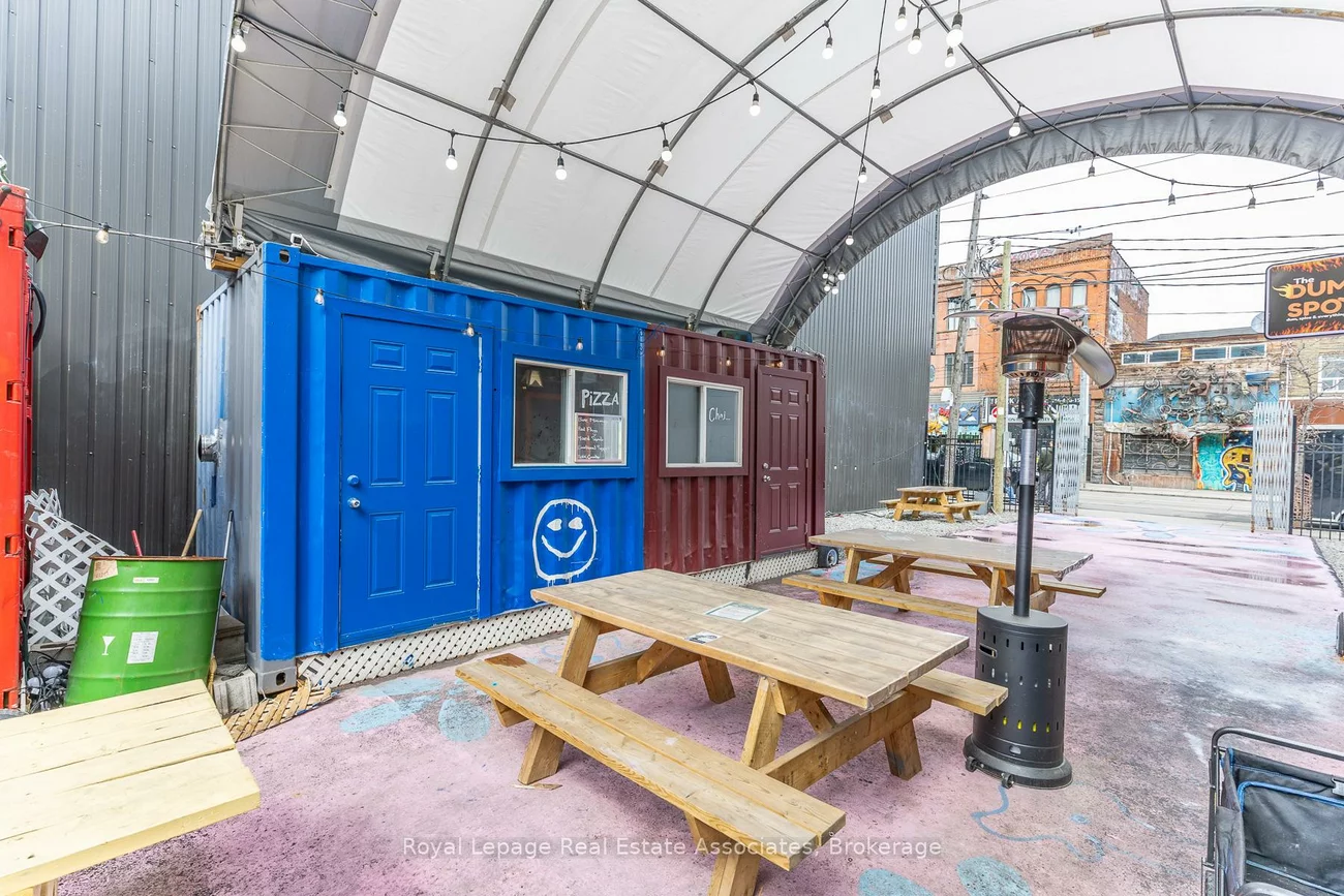 617, Queen, Waterfront Communities C1, Toronto