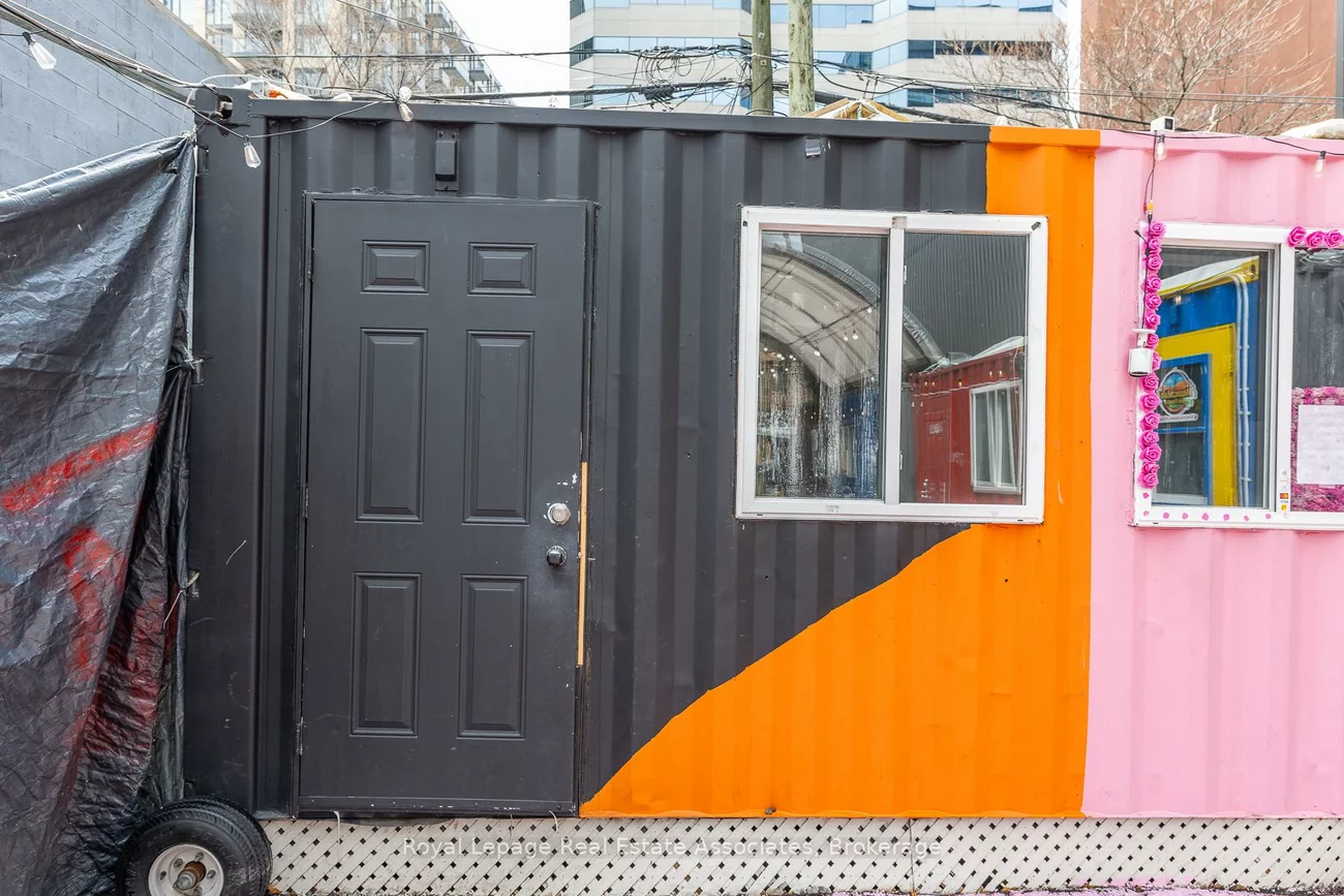 617, Queen, Waterfront Communities C1, Toronto