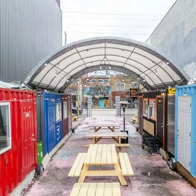 617, Queen, Waterfront Communities C1, Toronto