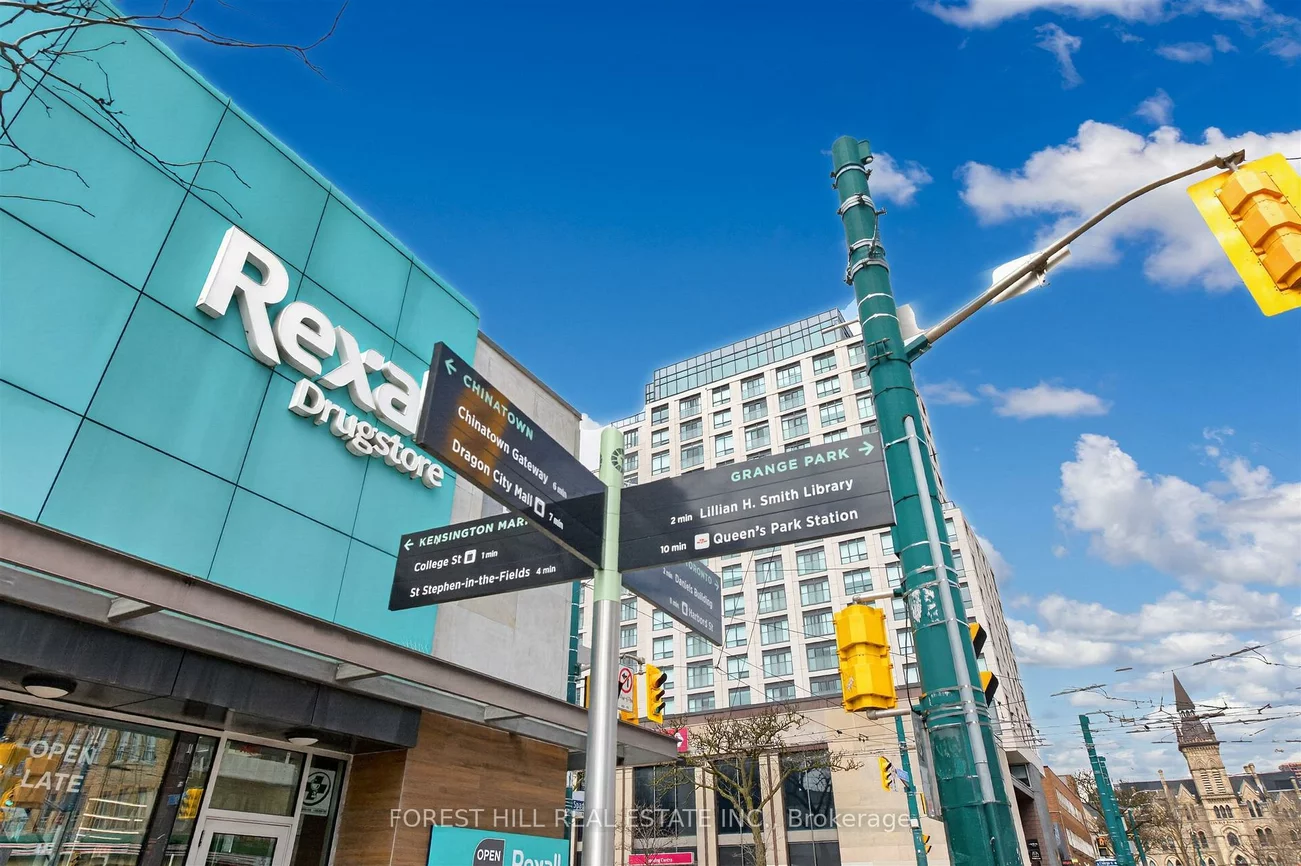 283, College, Kensington-Chinatown, Toronto