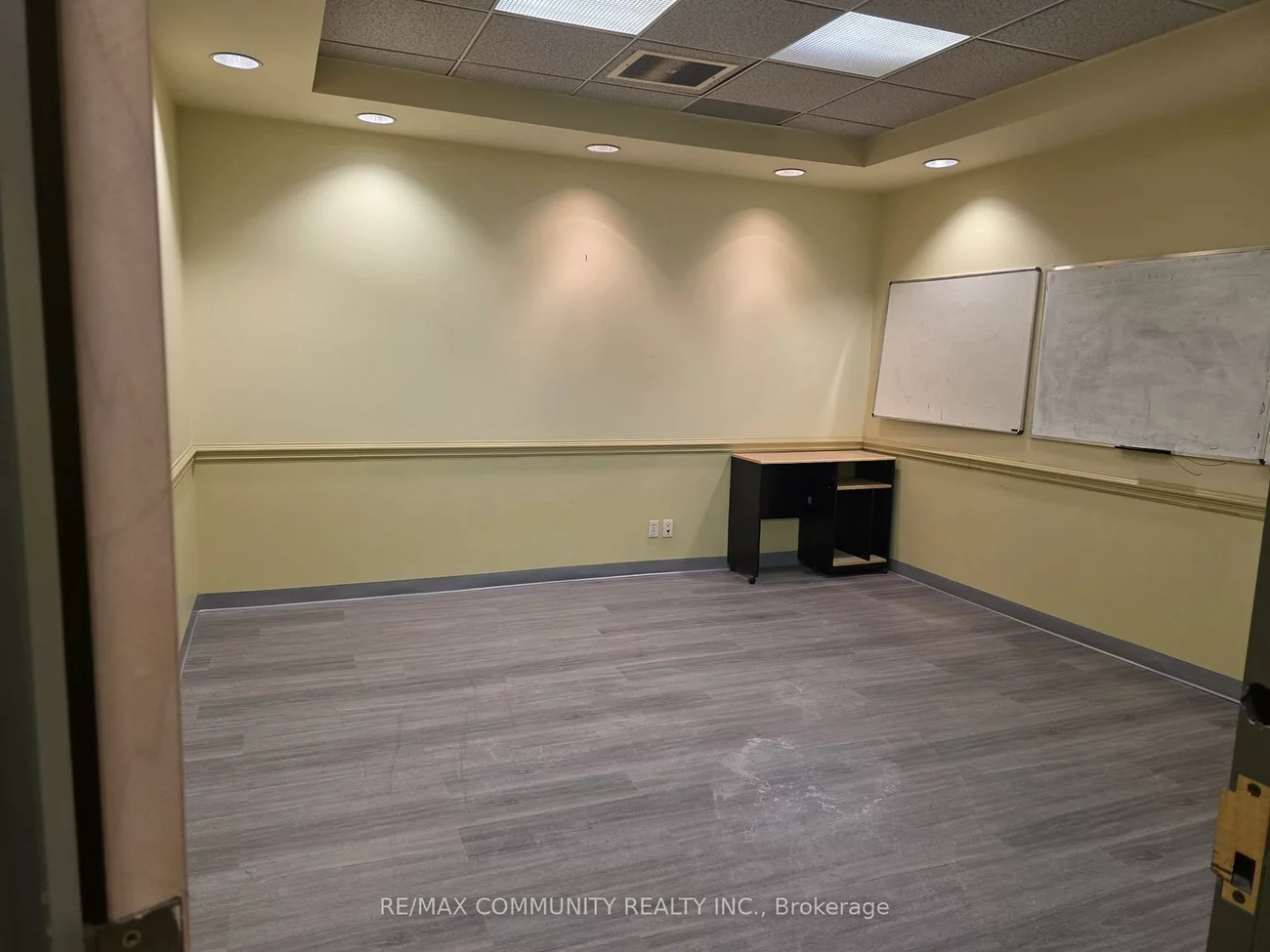 250, Sheppard, Willowdale East, Toronto