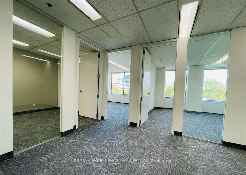 45, Sheppard, Willowdale East, Toronto