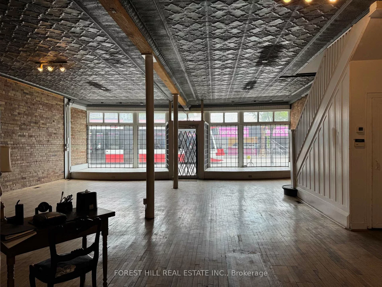 219, Queen, Moss Park, Toronto