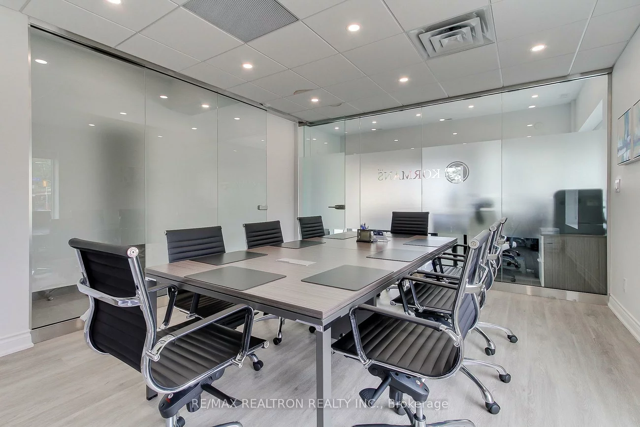 3173, Bathurst, Bedford Park-Nortown, Toronto