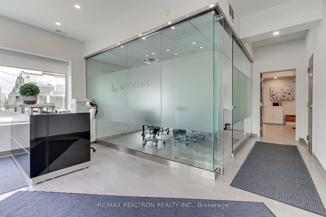 3173, Bathurst, Bedford Park-Nortown, Toronto