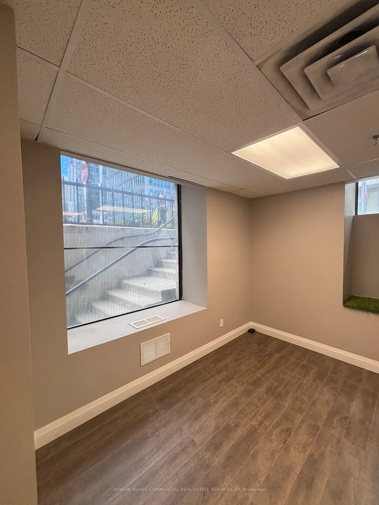 25, Toronto, Church-Yonge Corridor, Toronto
