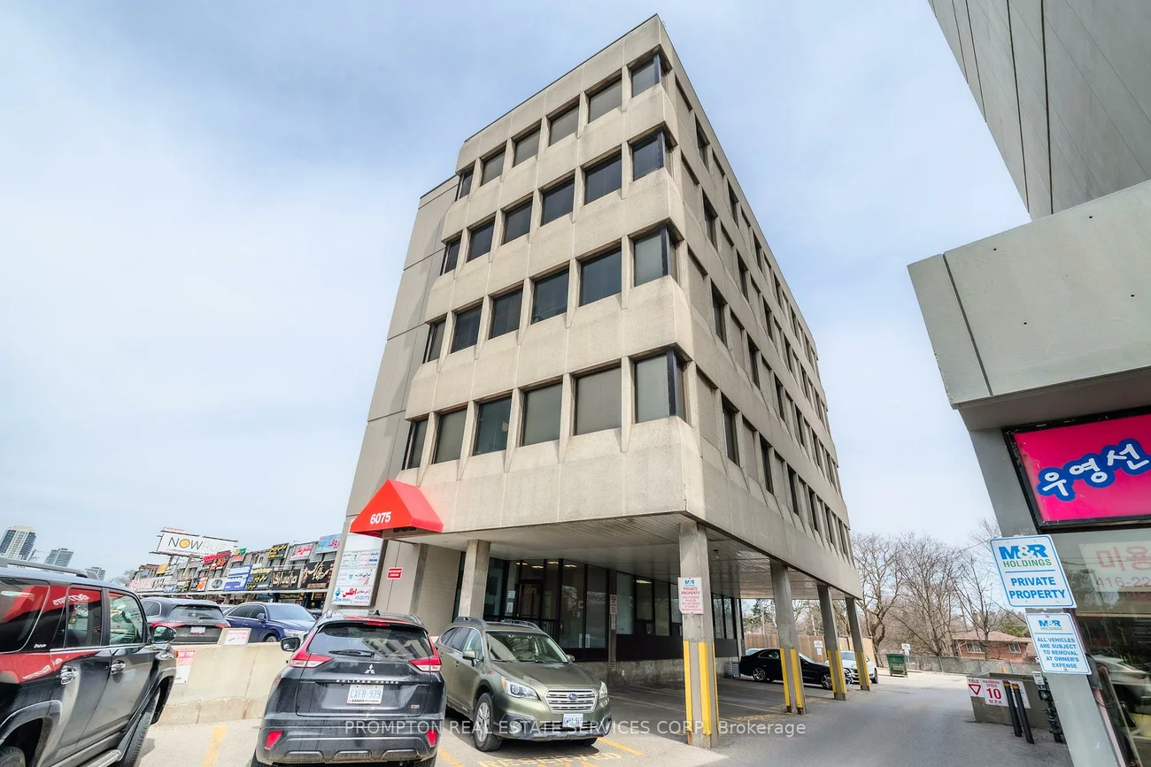 6075, Yonge, Newtonbrook East, Toronto