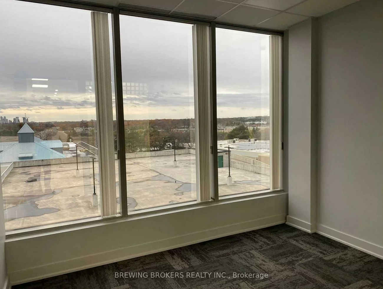 18, Wynford, Banbury-Don Mills, Toronto
