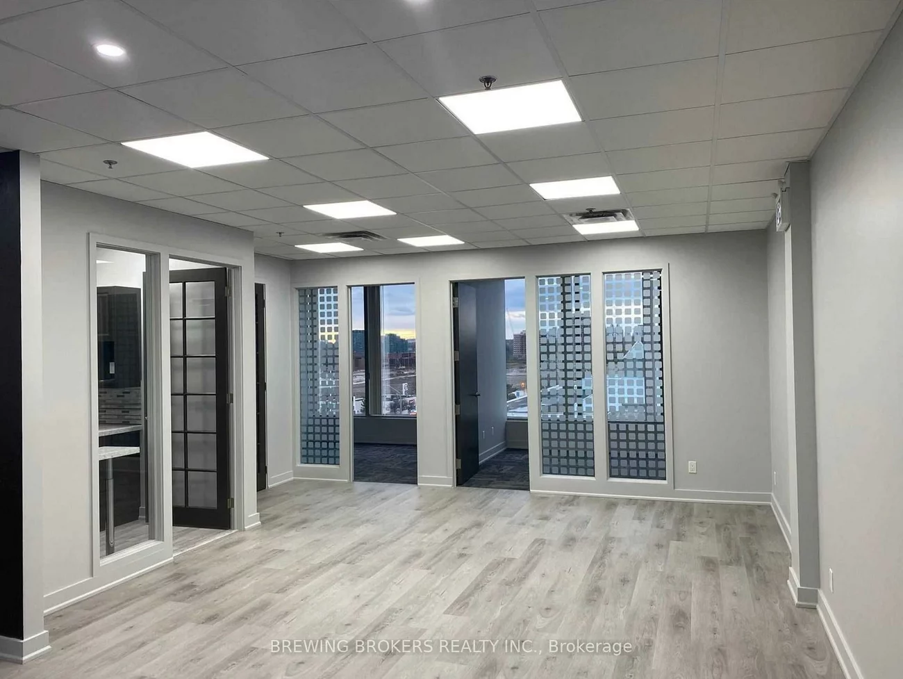 18, Wynford, Banbury-Don Mills, Toronto