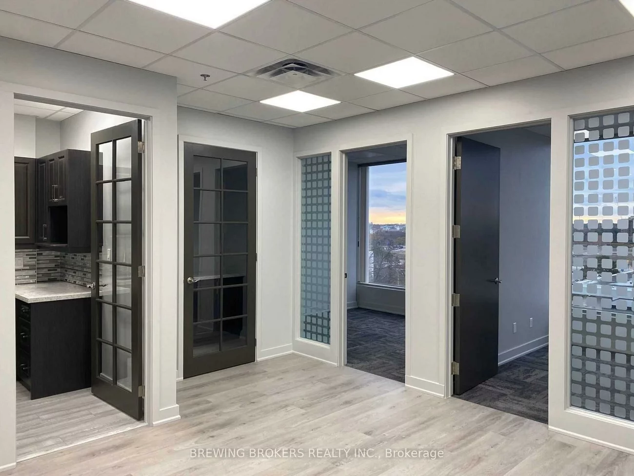 18, Wynford, Banbury-Don Mills, Toronto