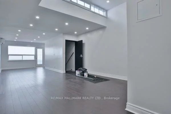 4714, Yonge, Lansing-Westgate, Toronto