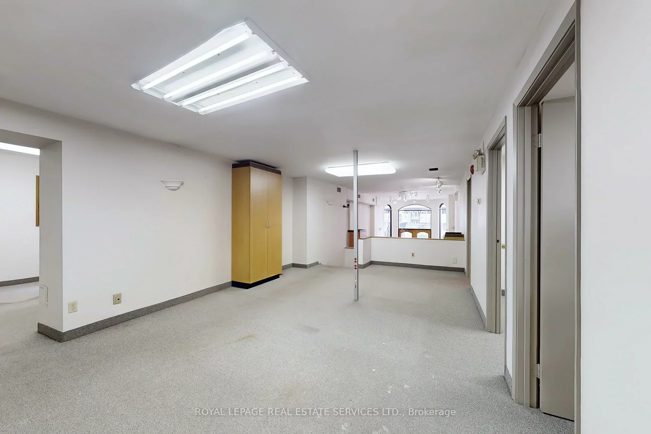 388, Parliament, Moss Park, Toronto
