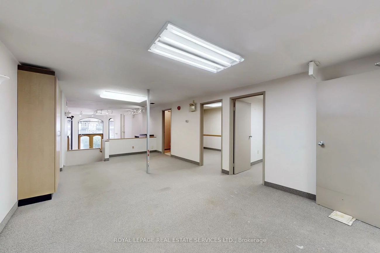 388, Parliament, Moss Park, Toronto