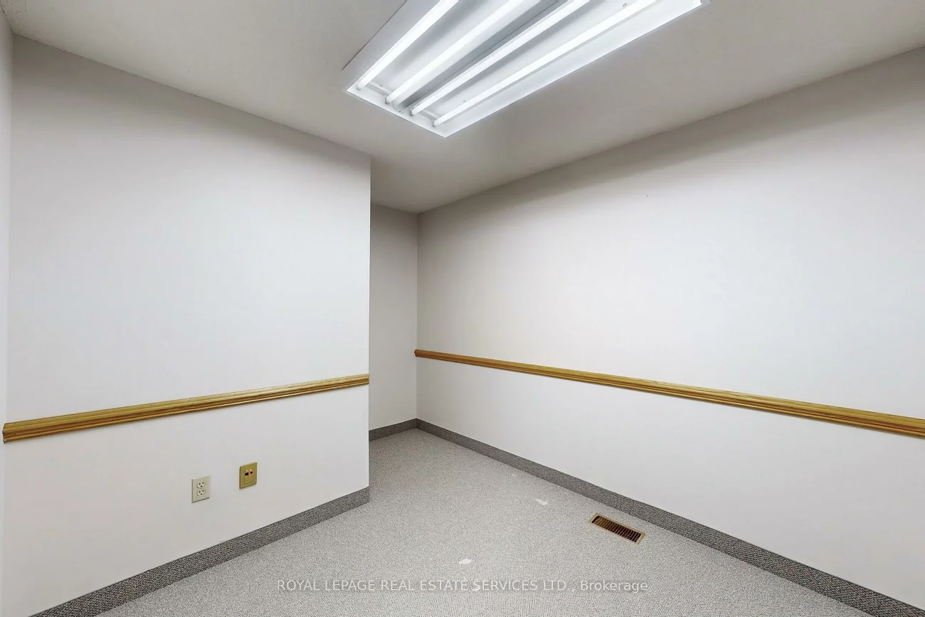 388, Parliament, Moss Park, Toronto