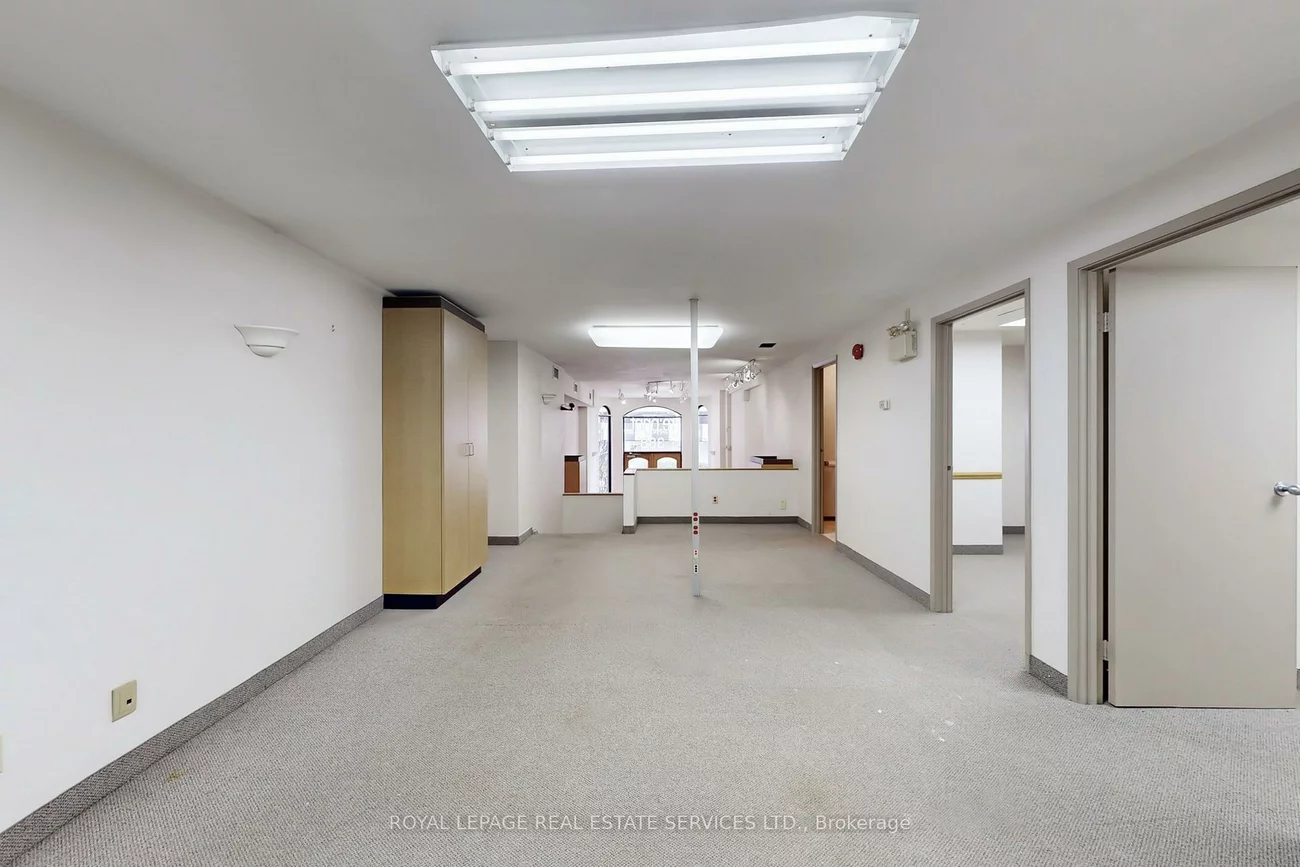 388, Parliament, Moss Park, Toronto