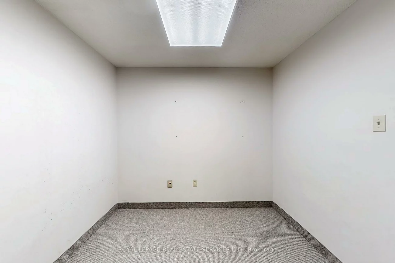 388, Parliament, Moss Park, Toronto