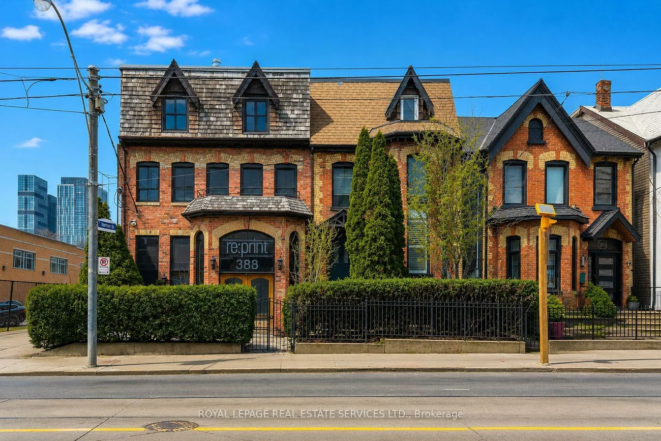 388, Parliament, Moss Park, Toronto