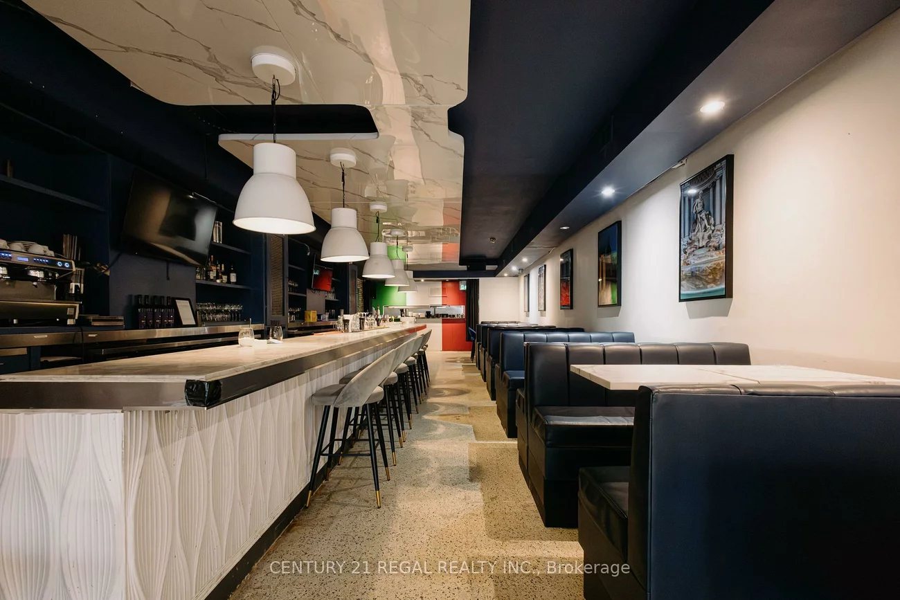 656, College, Palmerston-Little Italy, Toronto