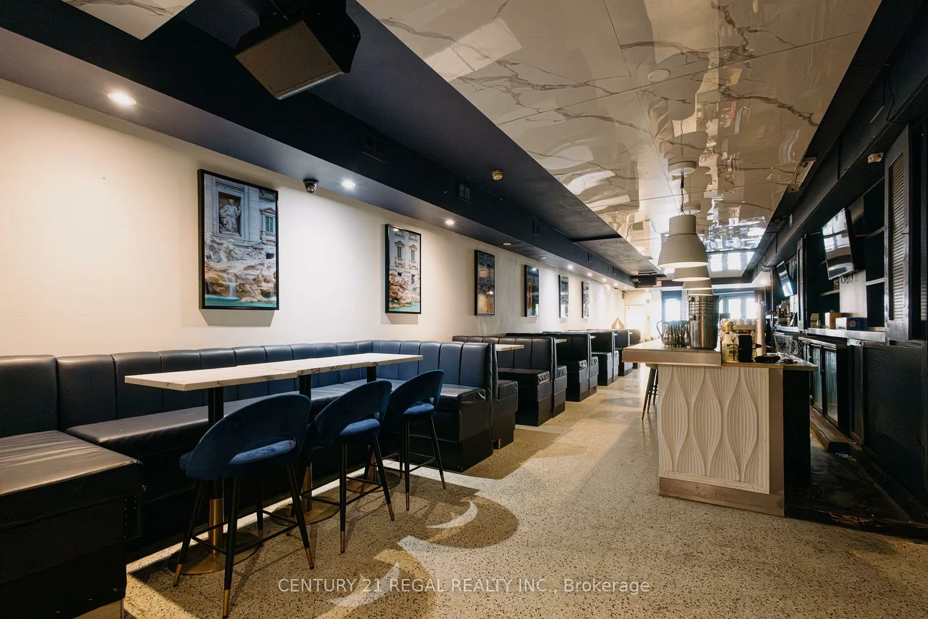 656, College, Palmerston-Little Italy, Toronto
