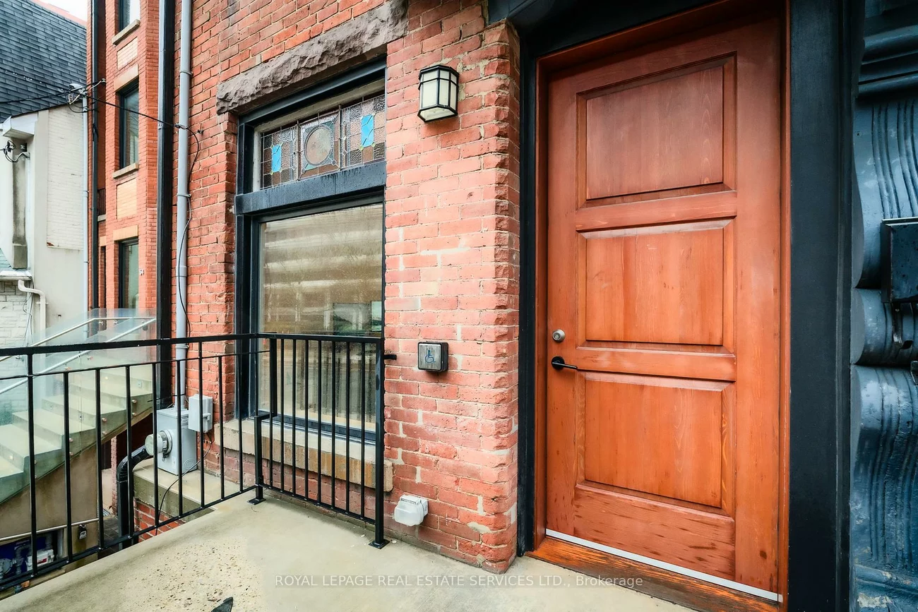 54 1/2, St Patrick, Kensington-Chinatown, Toronto