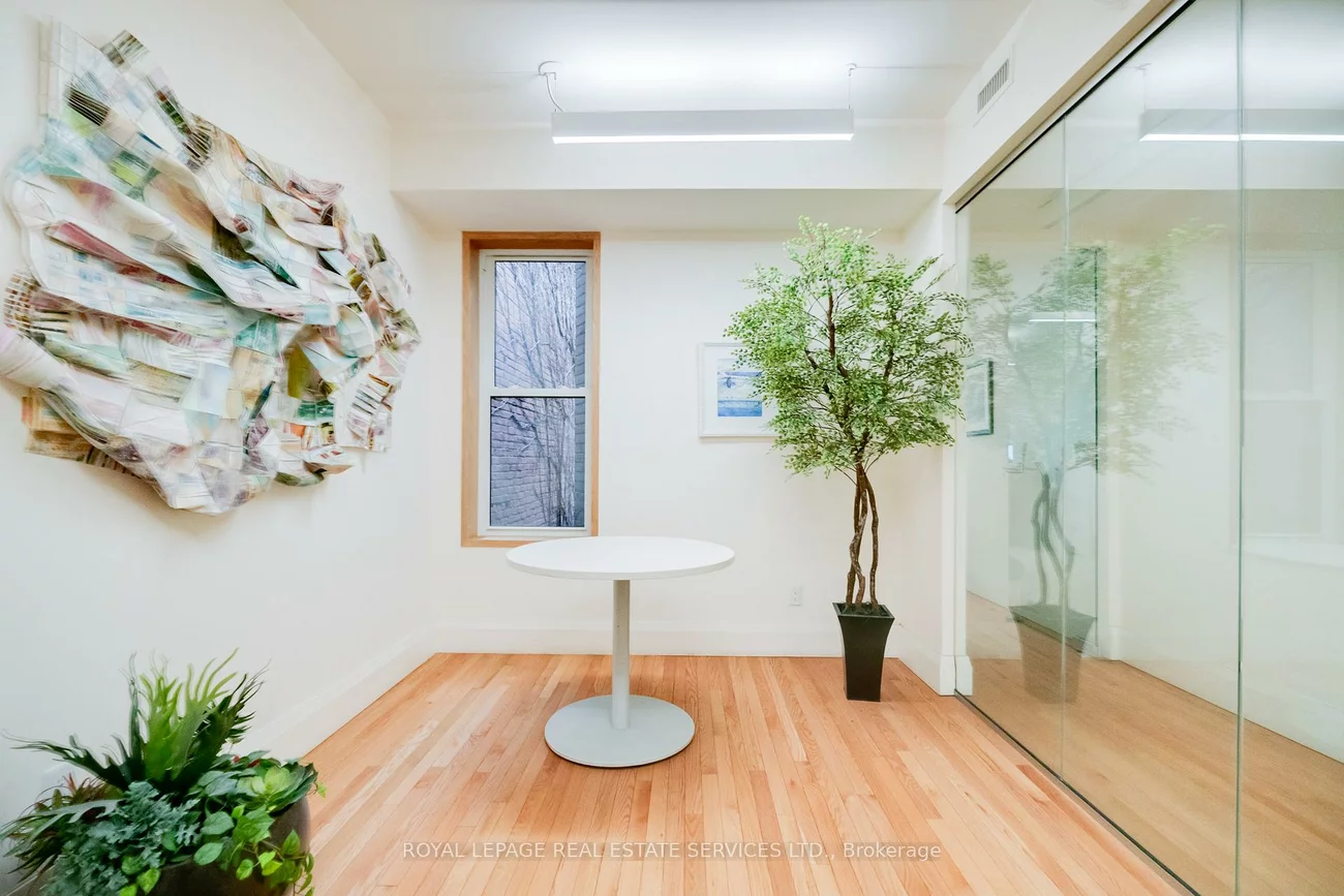 54 1/2, St Patrick, Kensington-Chinatown, Toronto