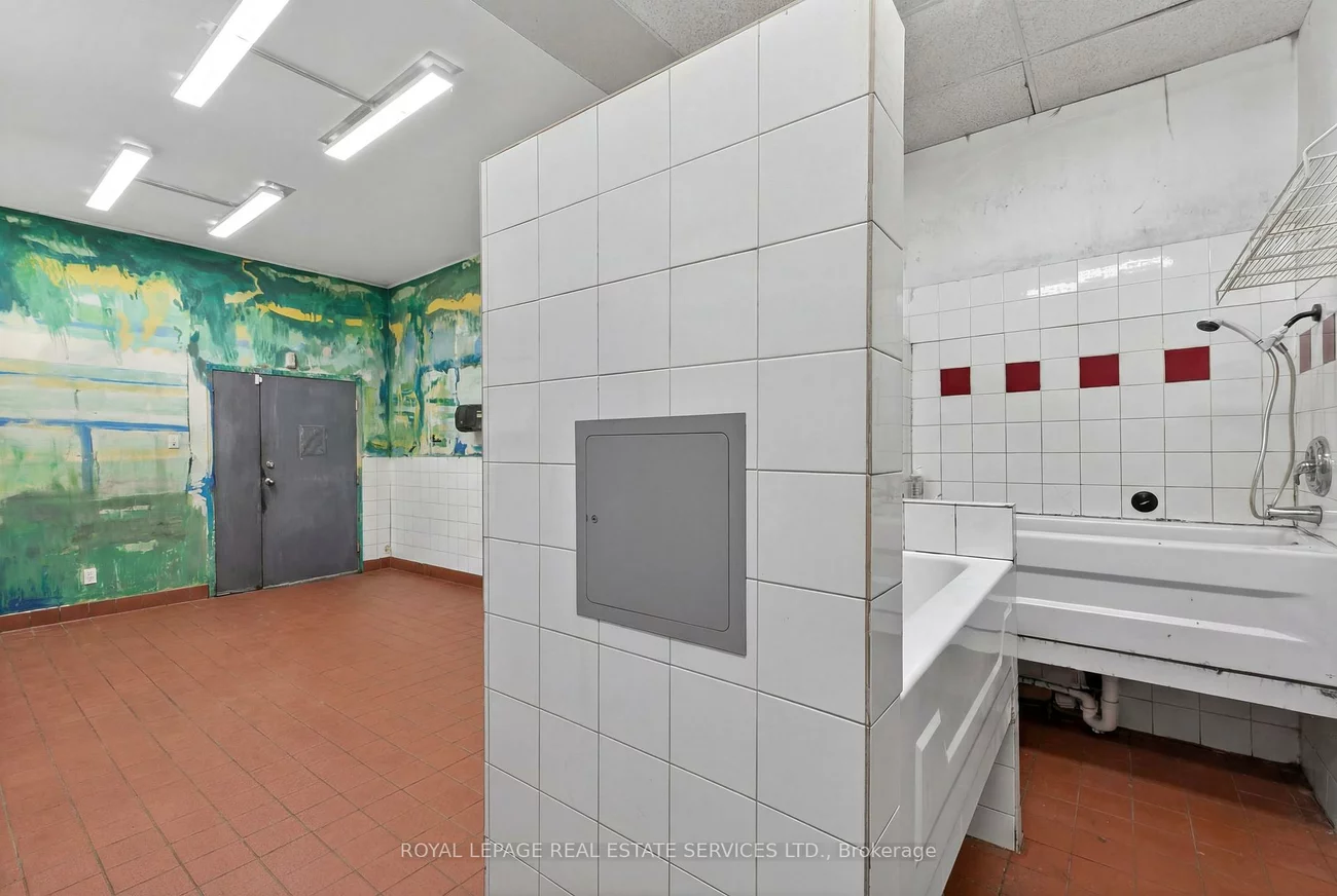571, Mount Pleasant, Mount Pleasant East, Toronto