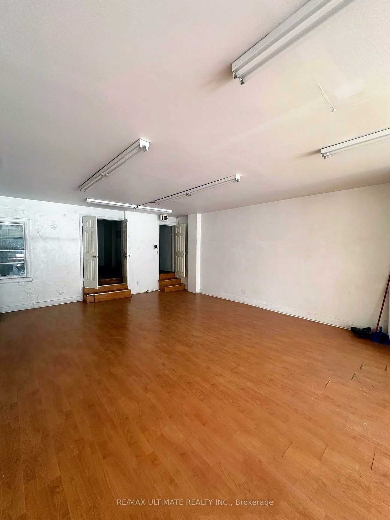 566, St Clair, Humewood-Cedarvale, Toronto