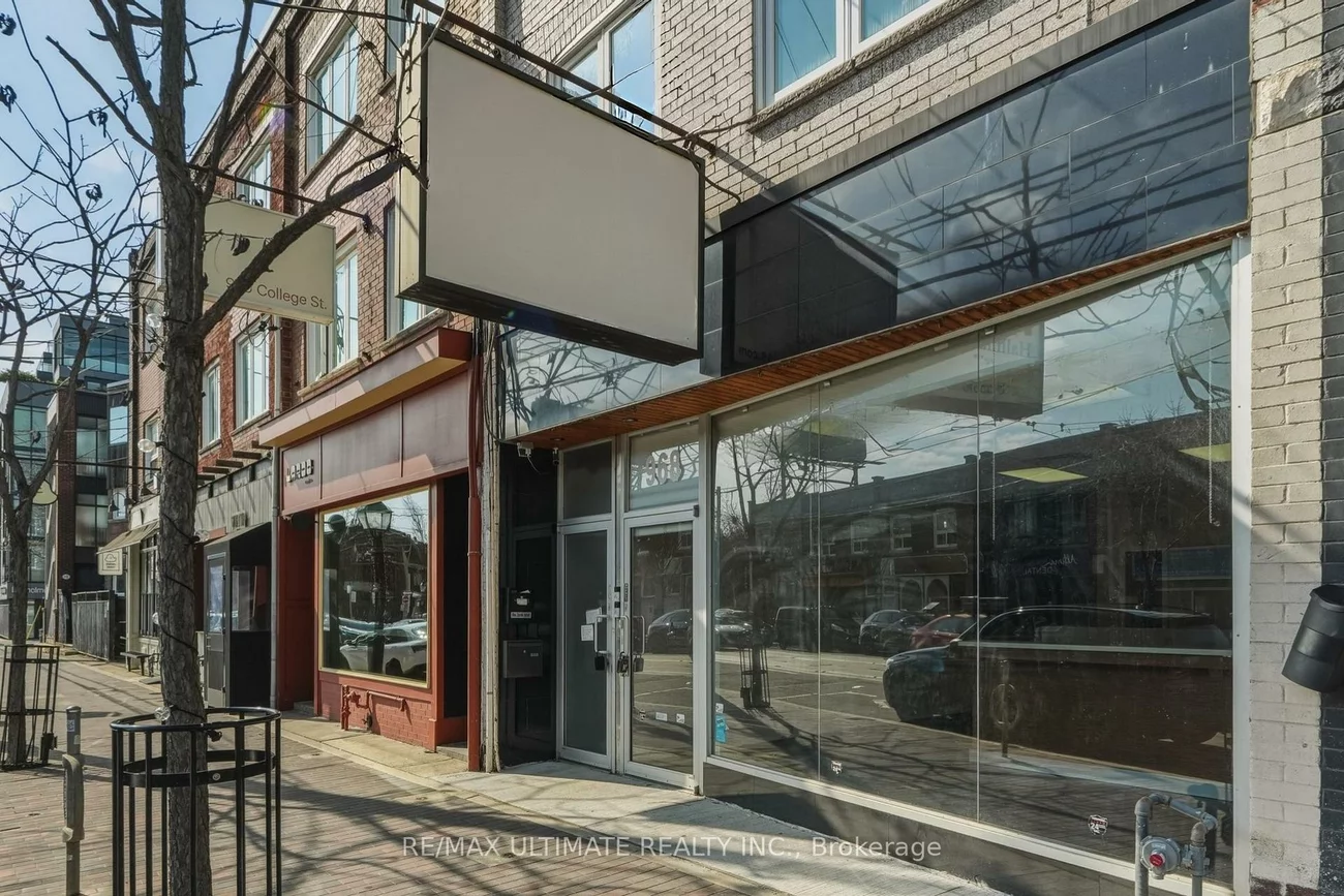 968, College, Dufferin Grove, Toronto