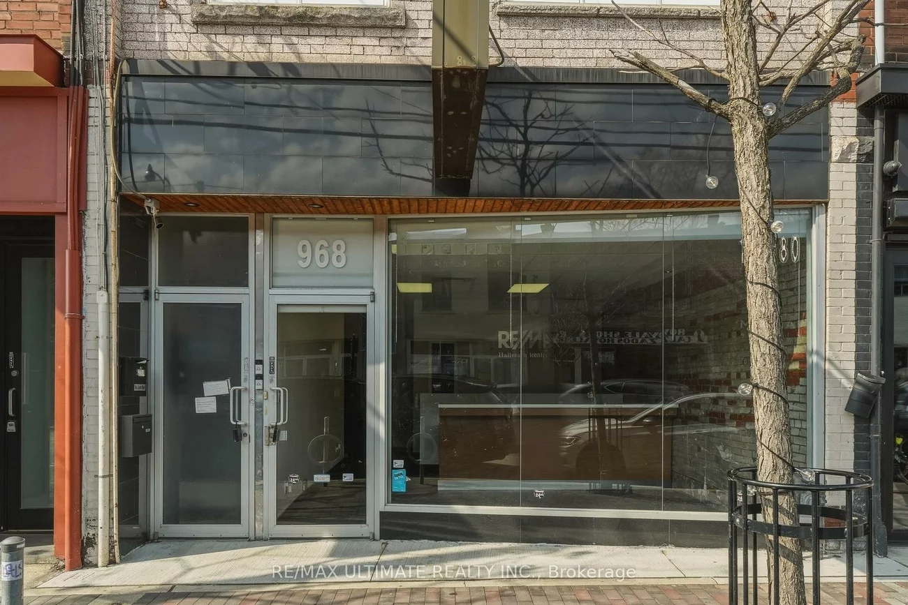 968, College, Dufferin Grove, Toronto