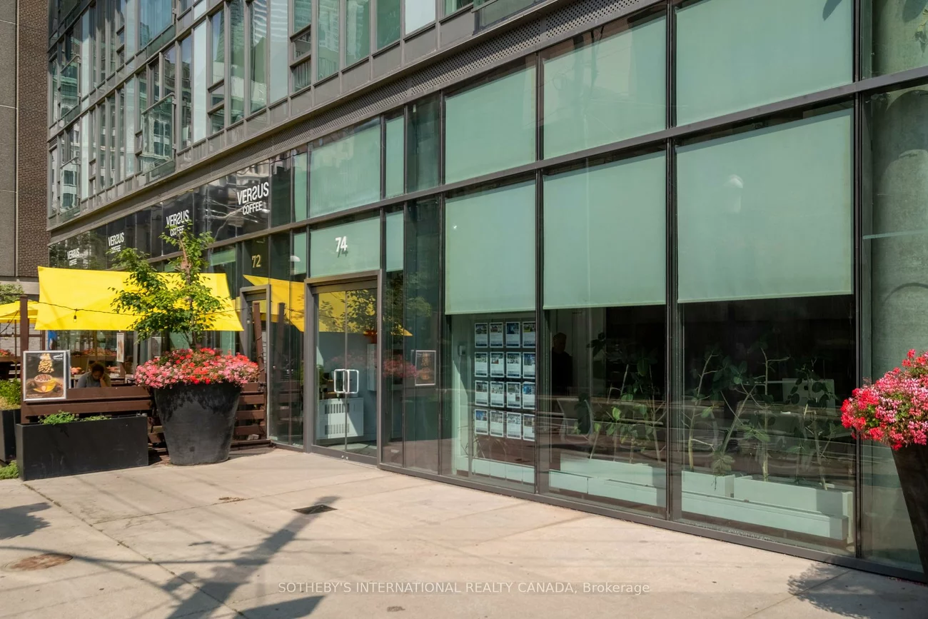 74, Adelaide, Church-Yonge Corridor, Toronto