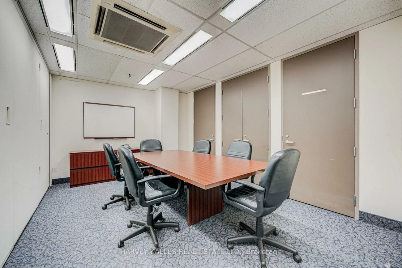 45, Sheppard, Willowdale East, Toronto