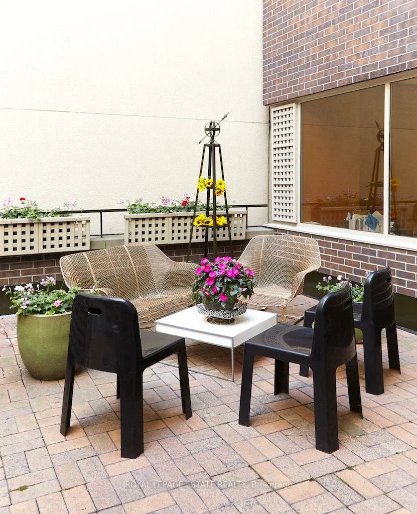 124, Merton, Mount Pleasant West, Toronto