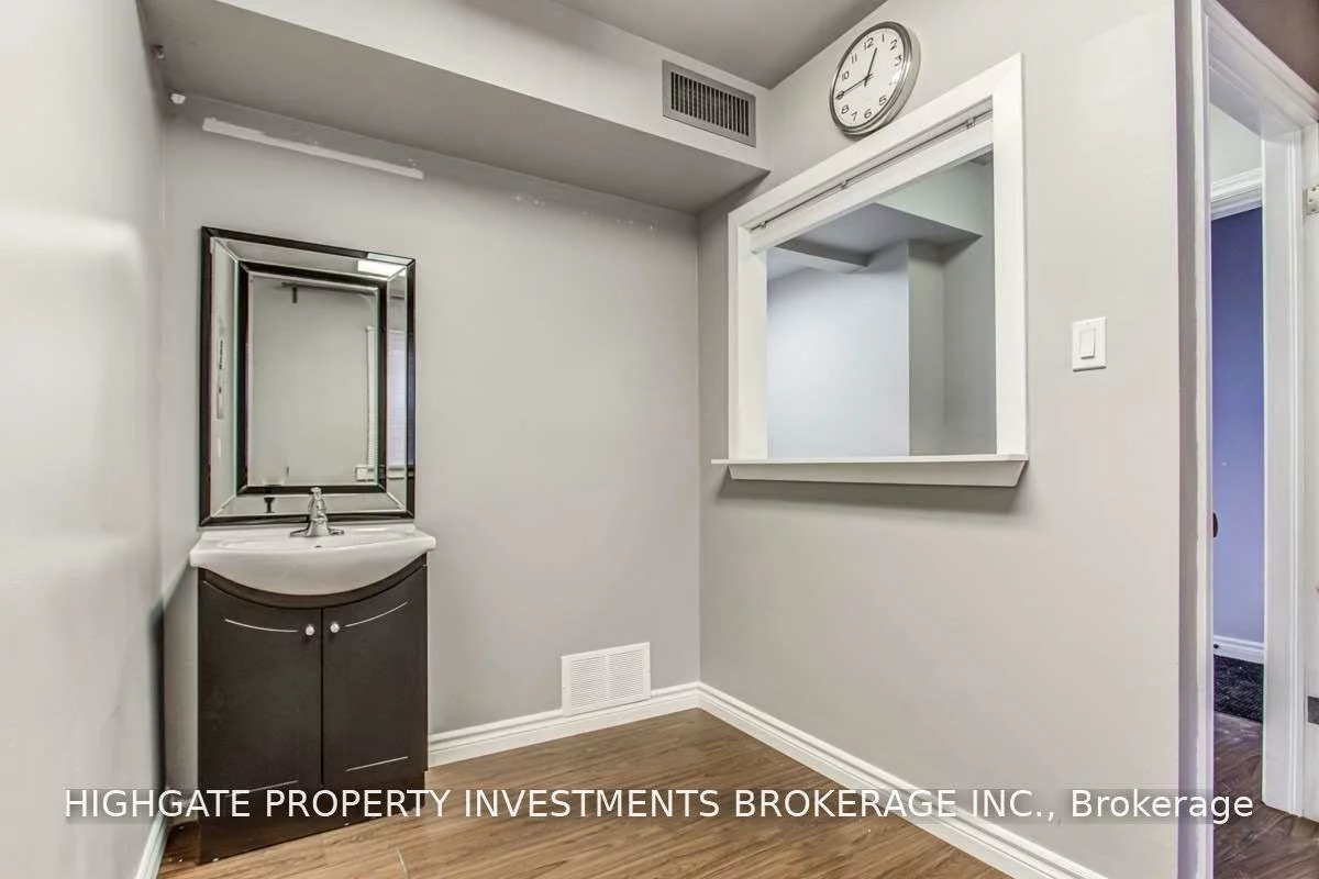 3189, Yonge, Lawrence Park North, Toronto