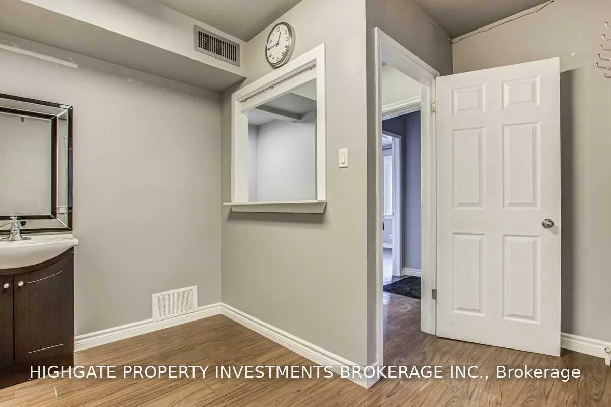 3189, Yonge, Lawrence Park North, Toronto