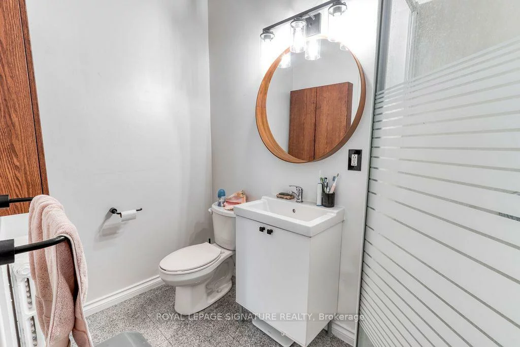 44, Stafford, Niagara, Toronto