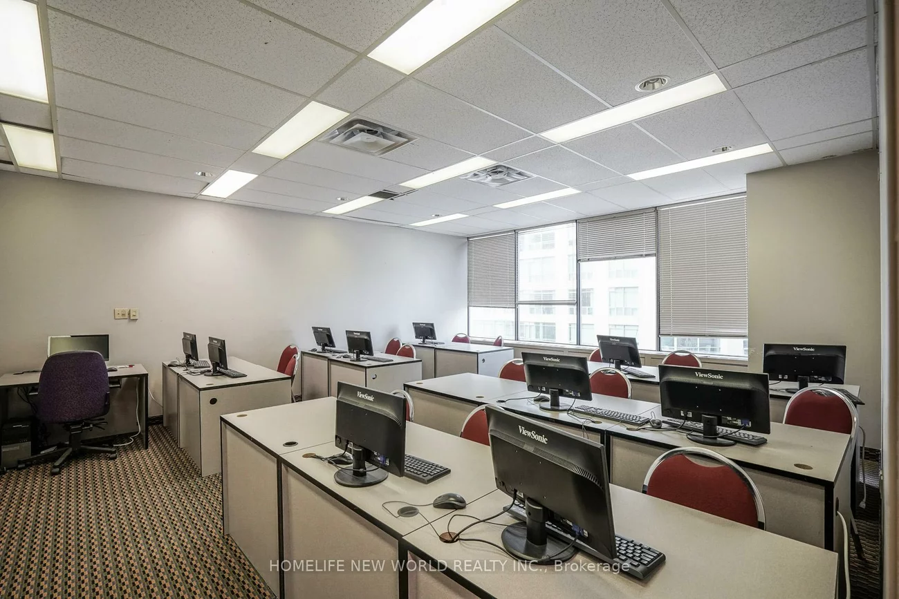 920, Yonge, Annex, Toronto