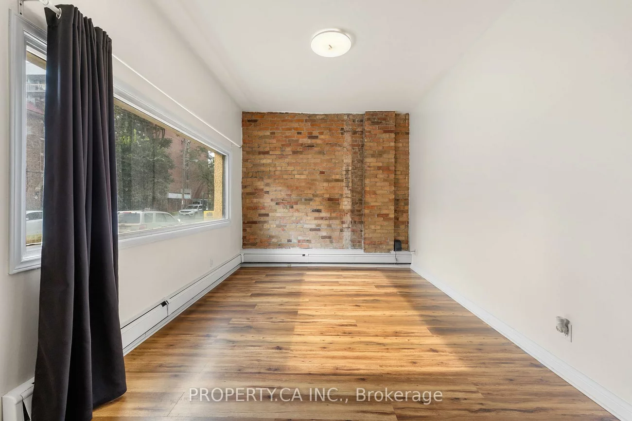 117, Vaughan, Humewood-Cedarvale, Toronto