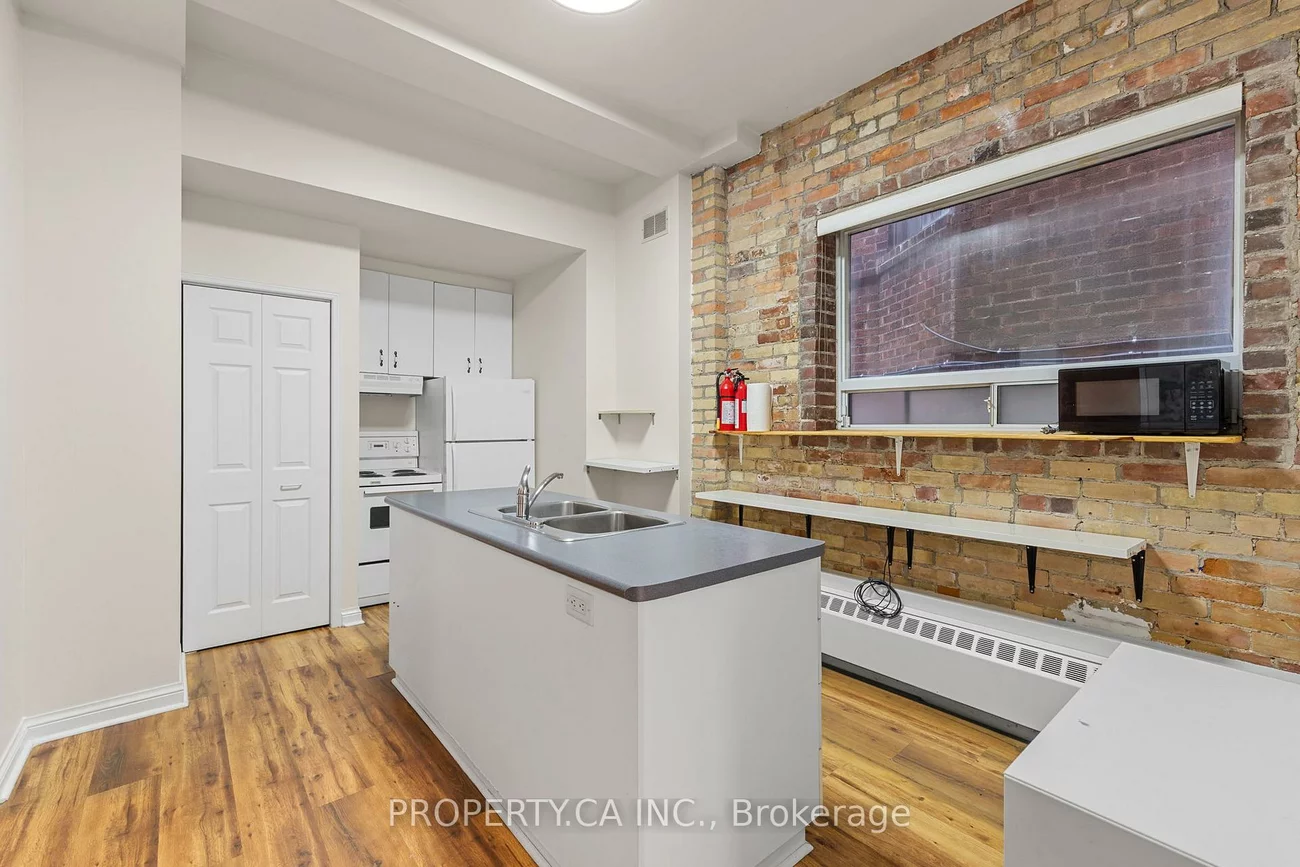 117, Vaughan, Humewood-Cedarvale, Toronto