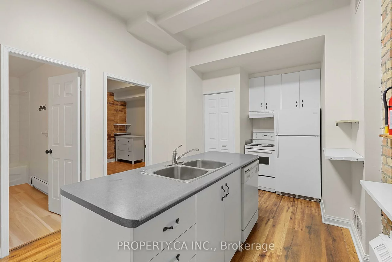 117, Vaughan, Humewood-Cedarvale, Toronto