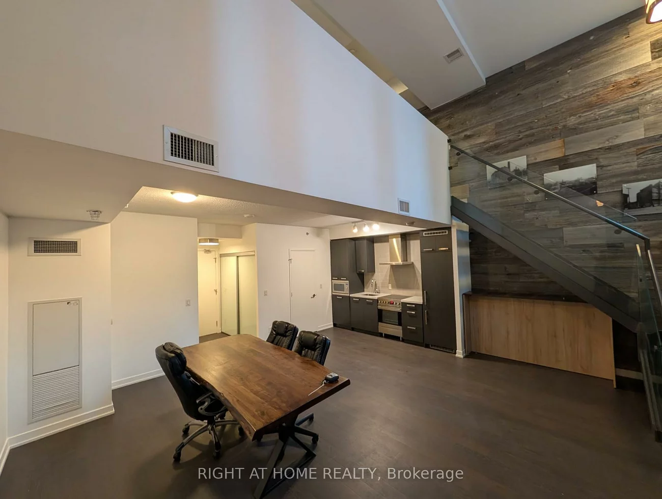 455, Front, Waterfront Communities C8, Toronto