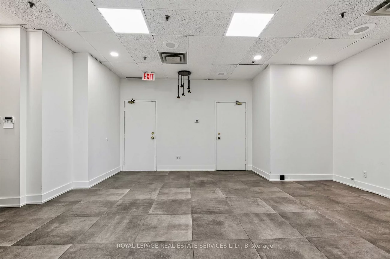 421, Bloor, North St. James Town, Toronto