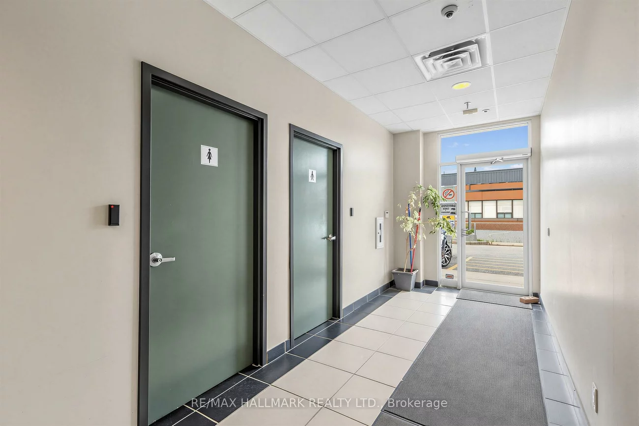 30, Kern, Banbury-Don Mills, Toronto