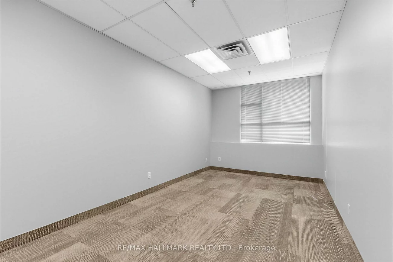 30, Kern, Banbury-Don Mills, Toronto