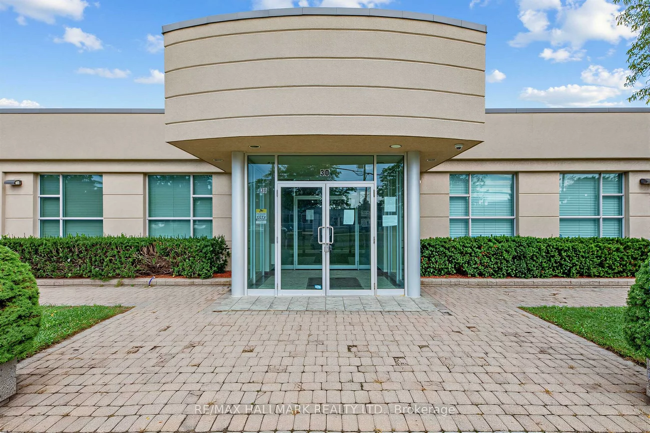 30, Kern, Banbury-Don Mills, Toronto