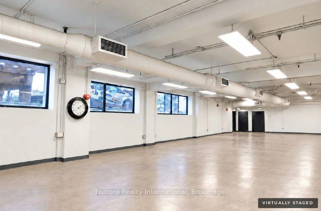 422, Adelaide, Waterfront Communities C1, Toronto