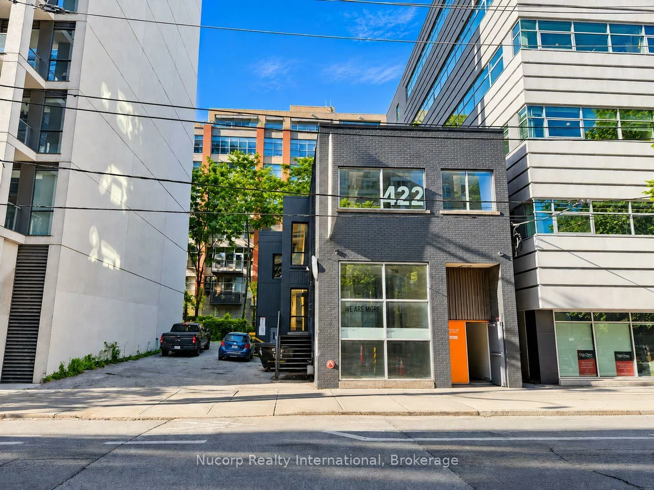 422, Adelaide, Waterfront Communities C1, Toronto